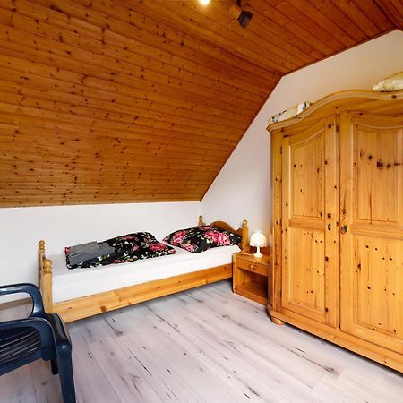Ferienhaus Eiffelperle Kaisersesch Екстериор снимка